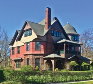 This prominently sited, late Queen Anne/Shingle is often the first home visitors notice upon entering McKnight historic district. 